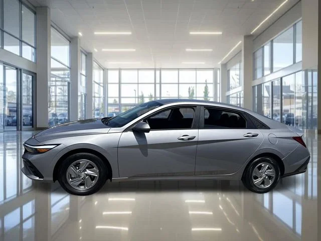 Certified Used 2026  Hyundai SE image 7