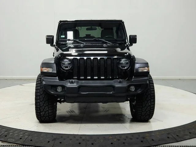 Used 2021 Black Jeep Unlimited Islander image 3