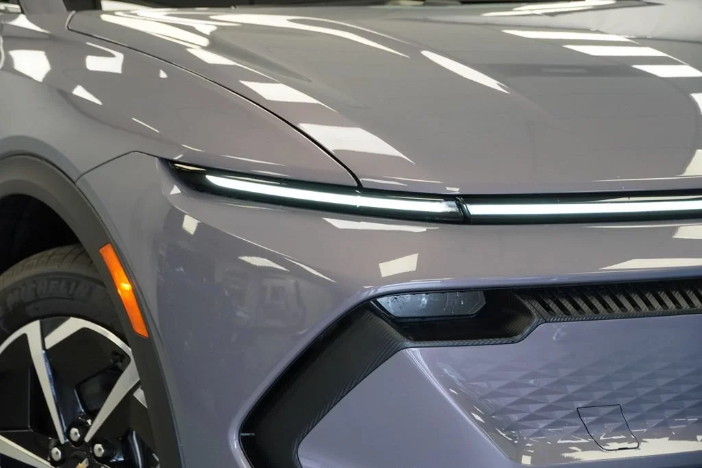 New 2026 Galaxy Gray Metallic Chevrolet LT image 30