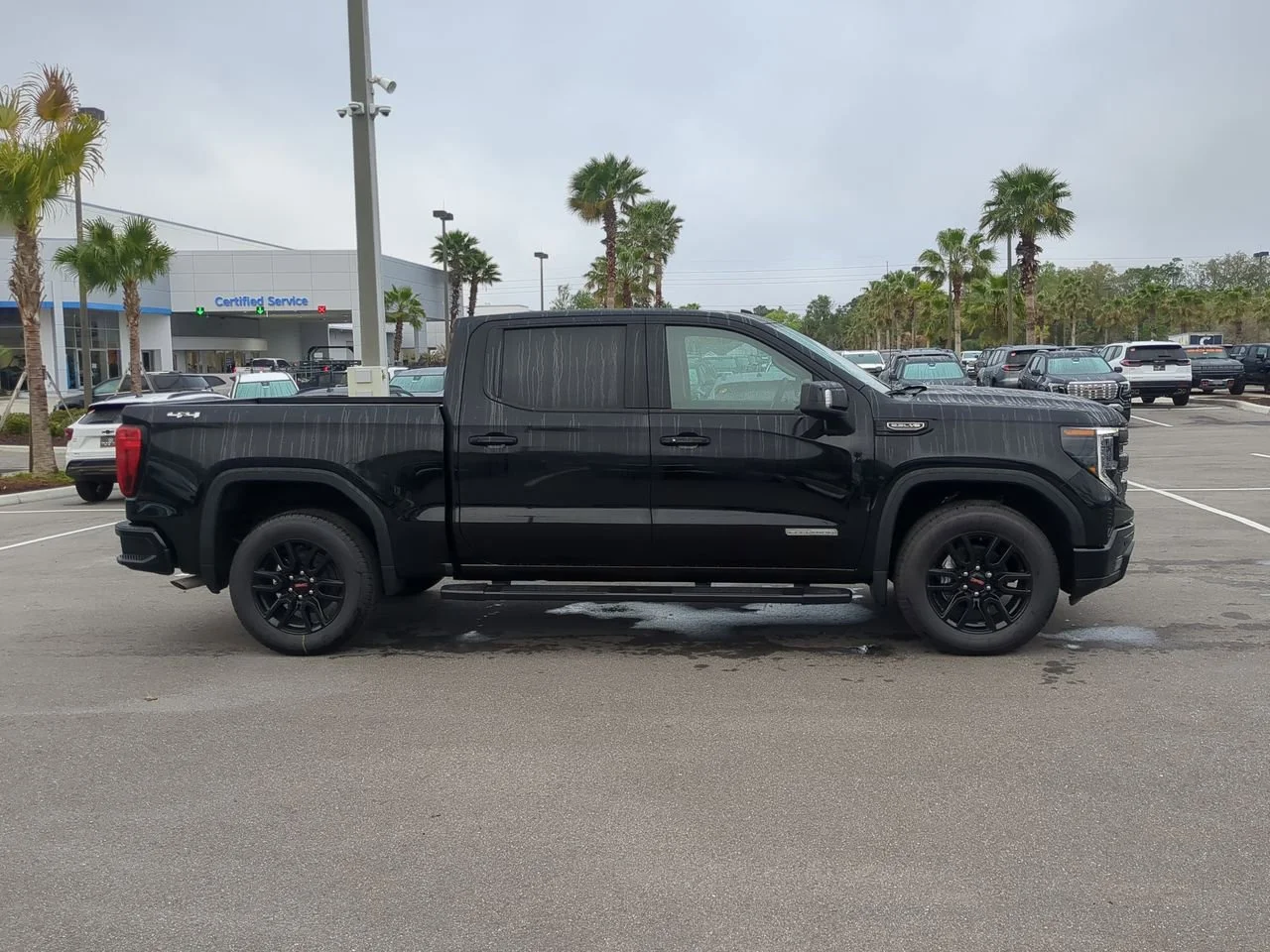 New 2026 Onyx Black GMC Elevation image 9