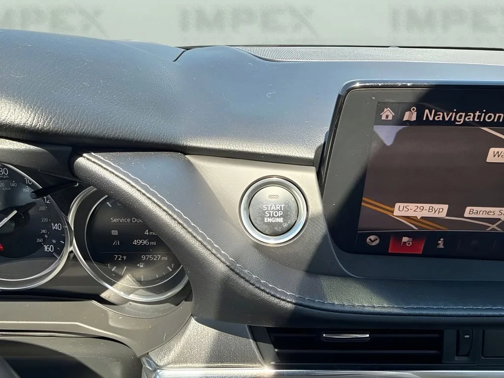 Used 2018  Mazda Grand Touring image 23