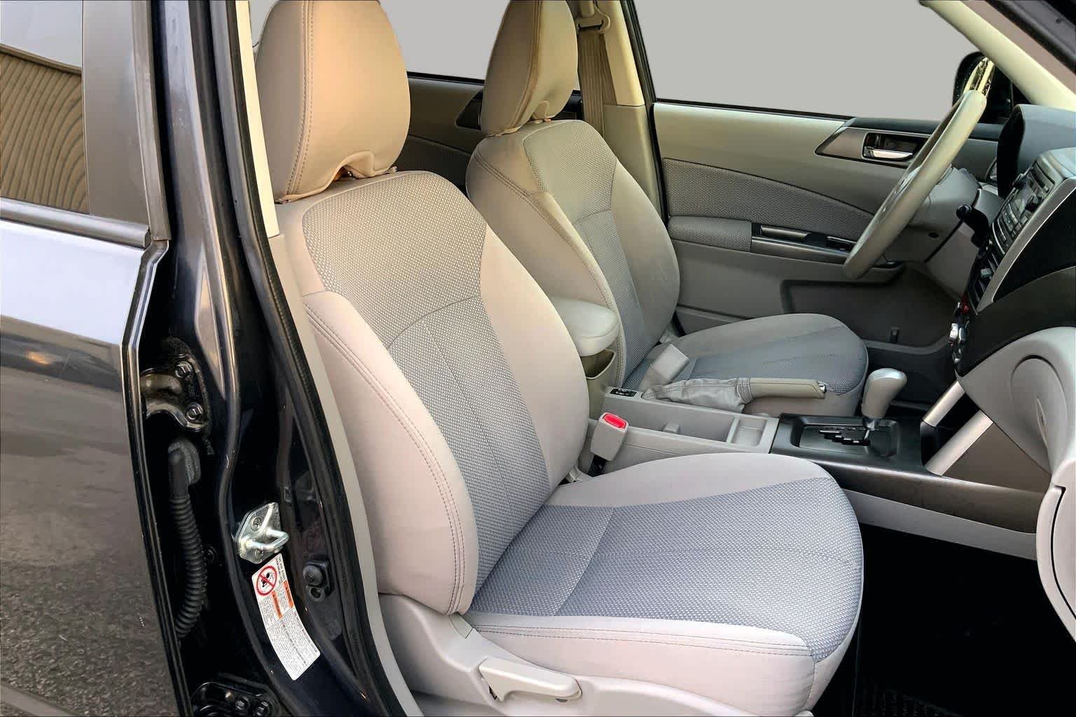 Pre-Owned 2011 Subaru Forester 2.5X Premium
