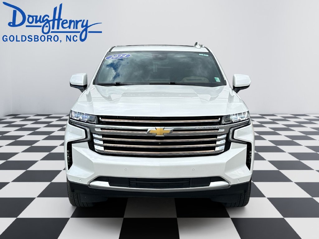 Used 2024 Beige Chevrolet High Country image 8