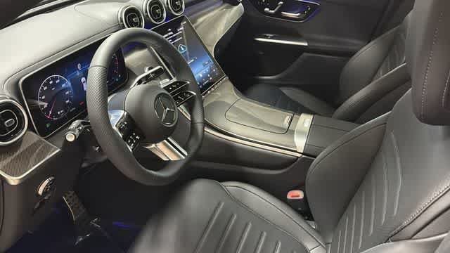 Certified Used 2026 MANUFAKTUR Patagonia Red Metallic Mercedes-Benz GLC 300 image 4