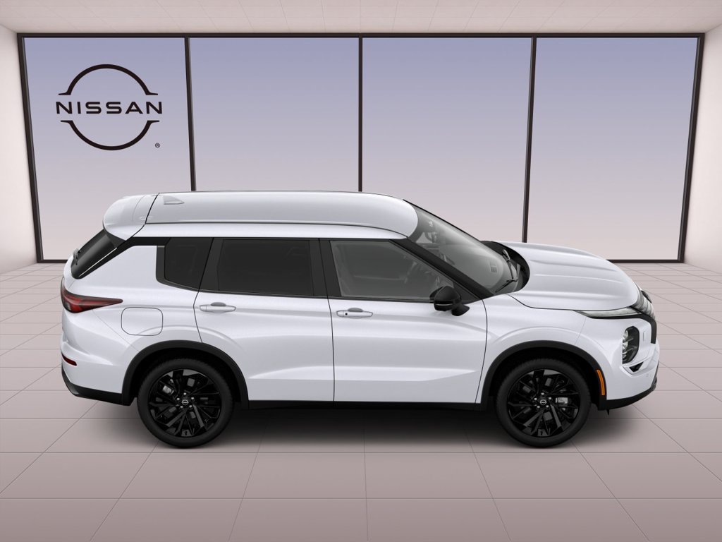 New 2026 White Nissan SL image 4