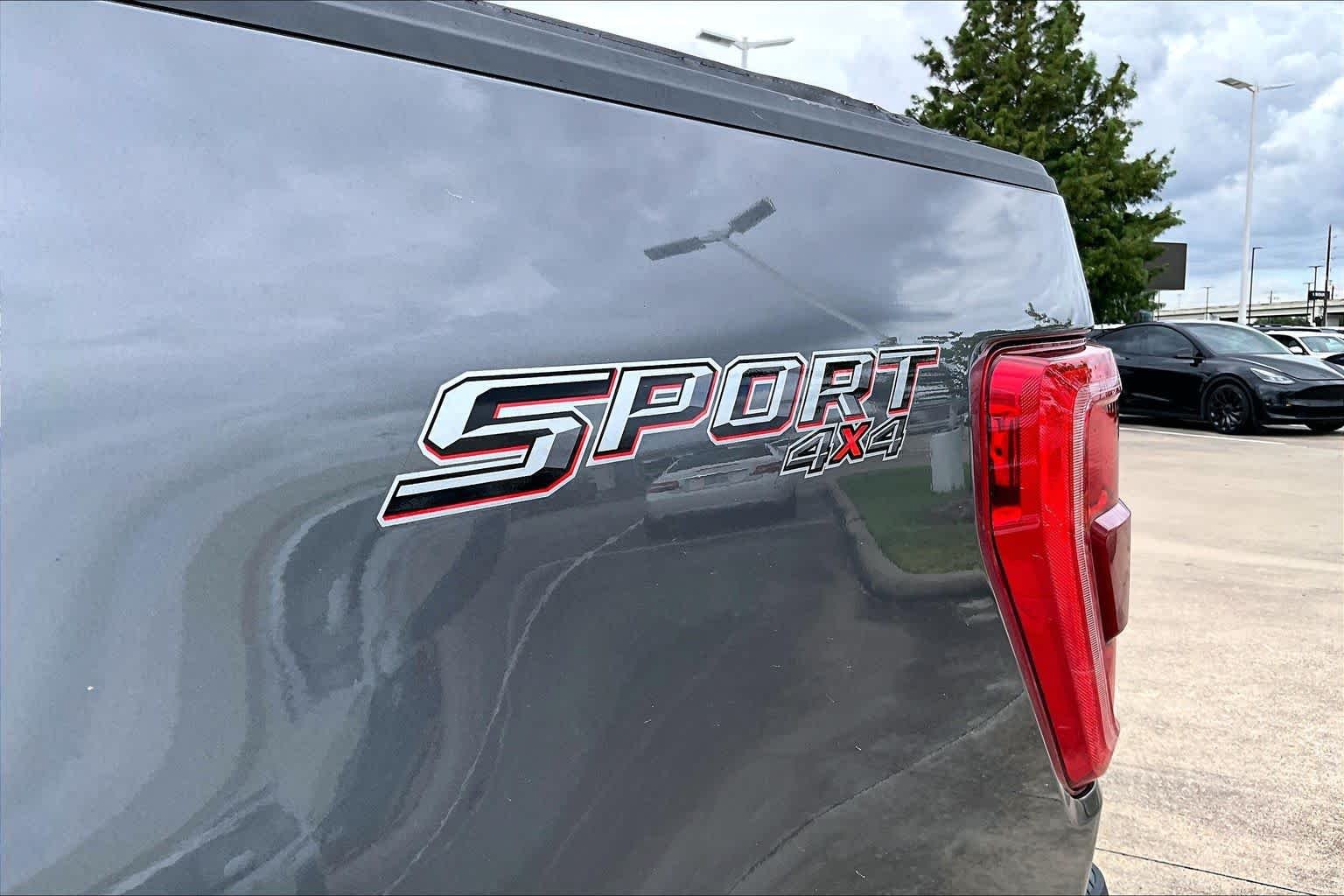Used 2021 Carbonized Gray Metallic Ford XLT image 10