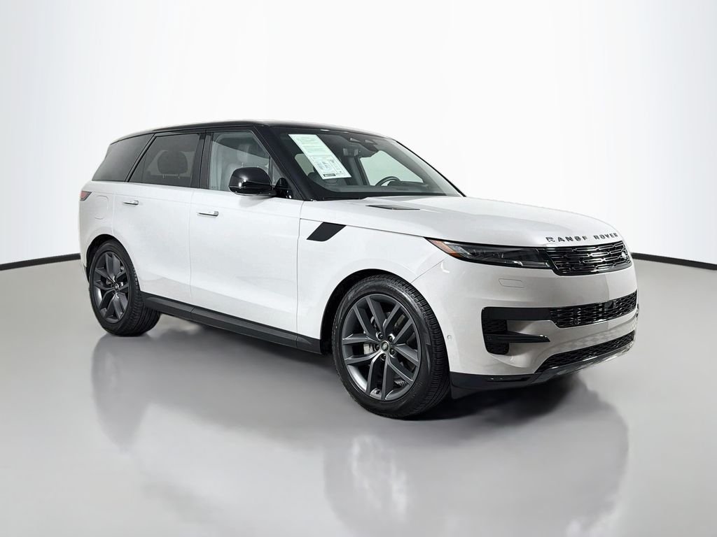 Certified Used 2024 Gray Land Rover SE image 3