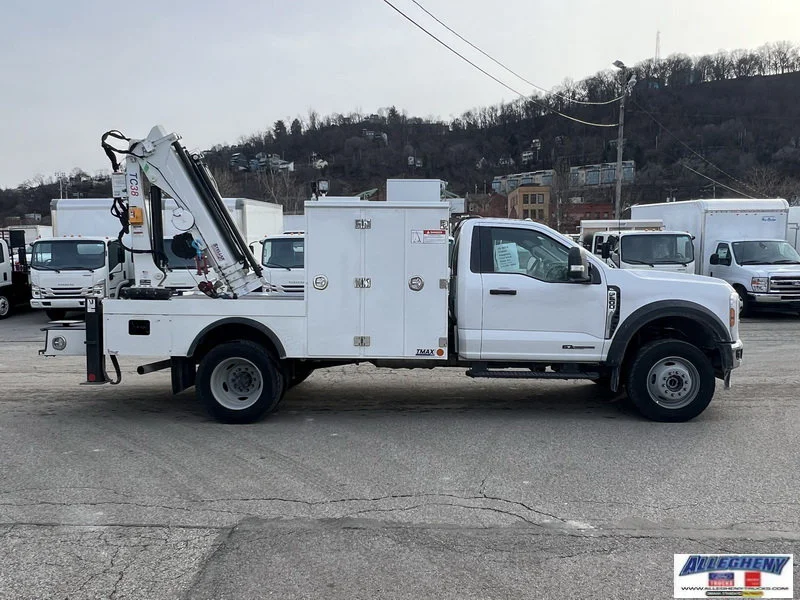 New 2026 Oxford White Ford XL image 5