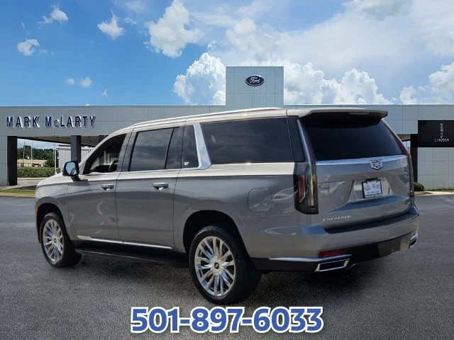 Used 2023 Silver Cadillac Premium image 3
