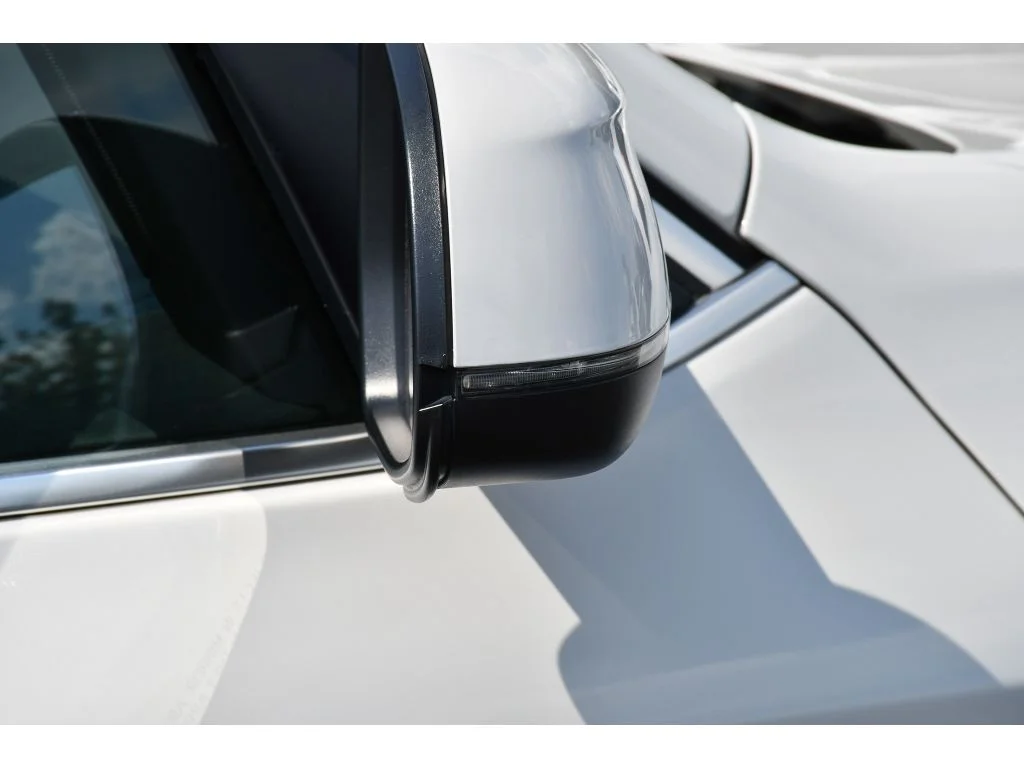 Used 2022 Alpine White BMW xDrive30i image 31