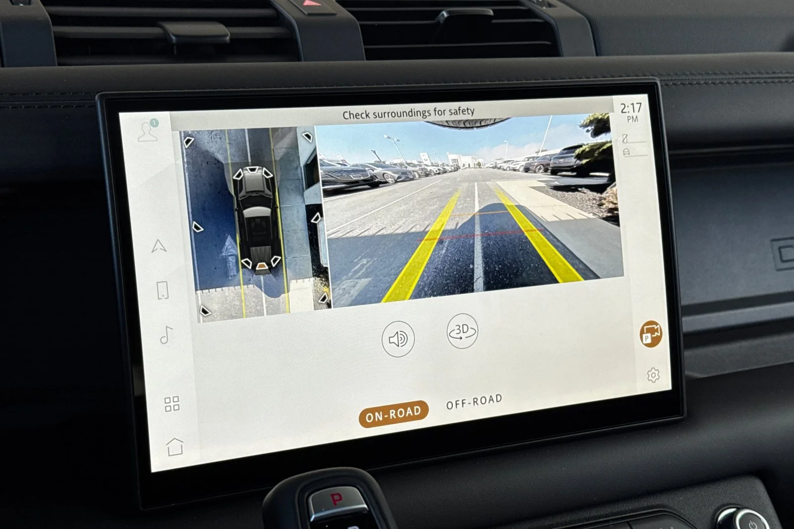 2025 Land Rover Defender X-Dynamic SE - Photo 20