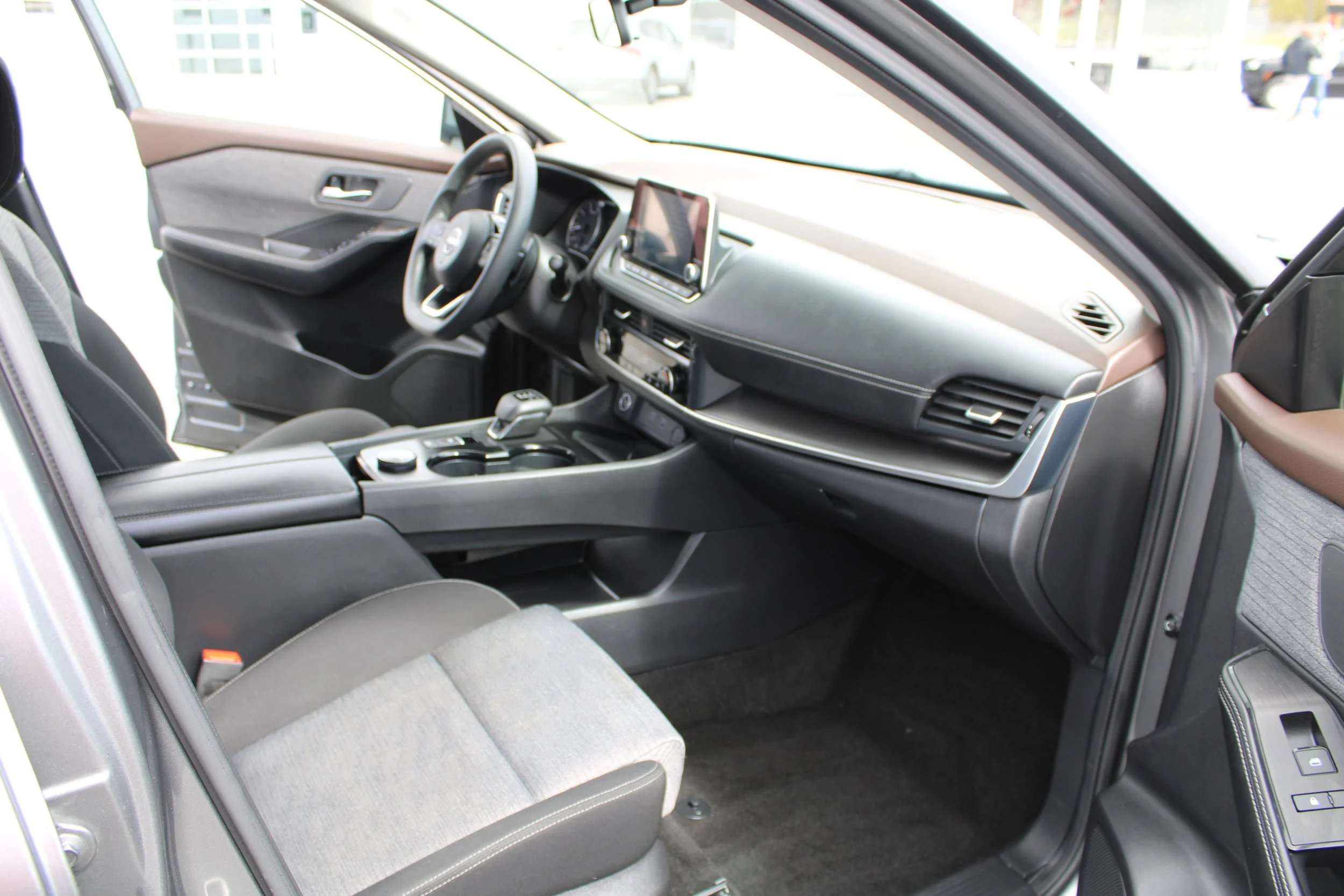 Used 2023 Gun Metallic Nissan SV image 10