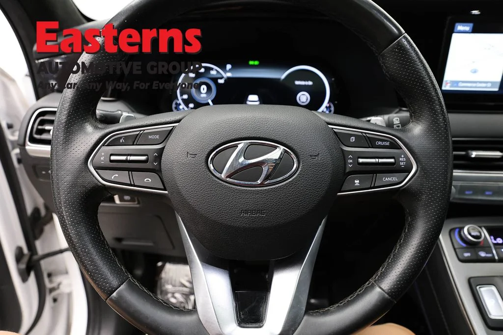 Used 2020 White Hyundai Limited image 10