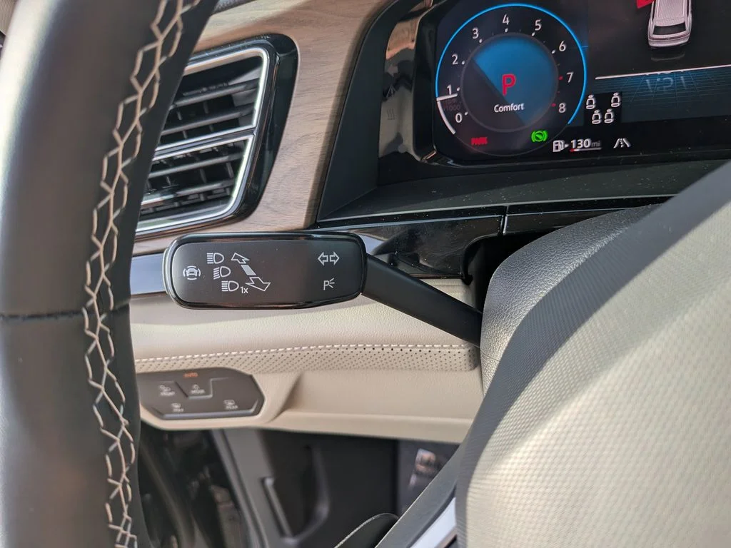 New 2026 Black Volkswagen 2.0T SE w/Technology image 30