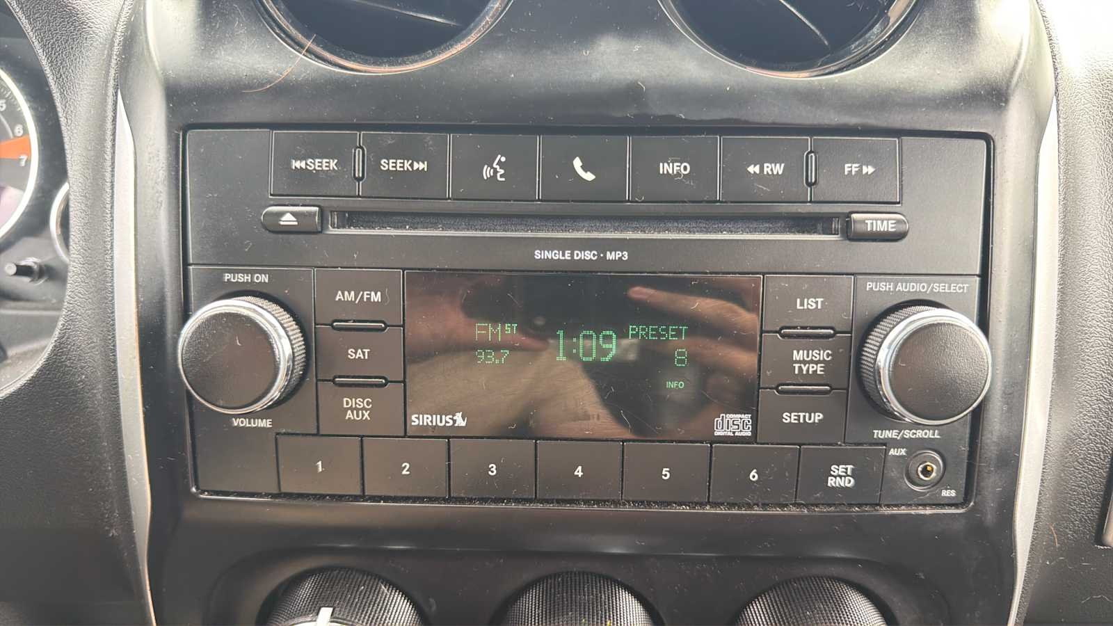Used 2014 Black Clearcoat Jeep Latitude image 14