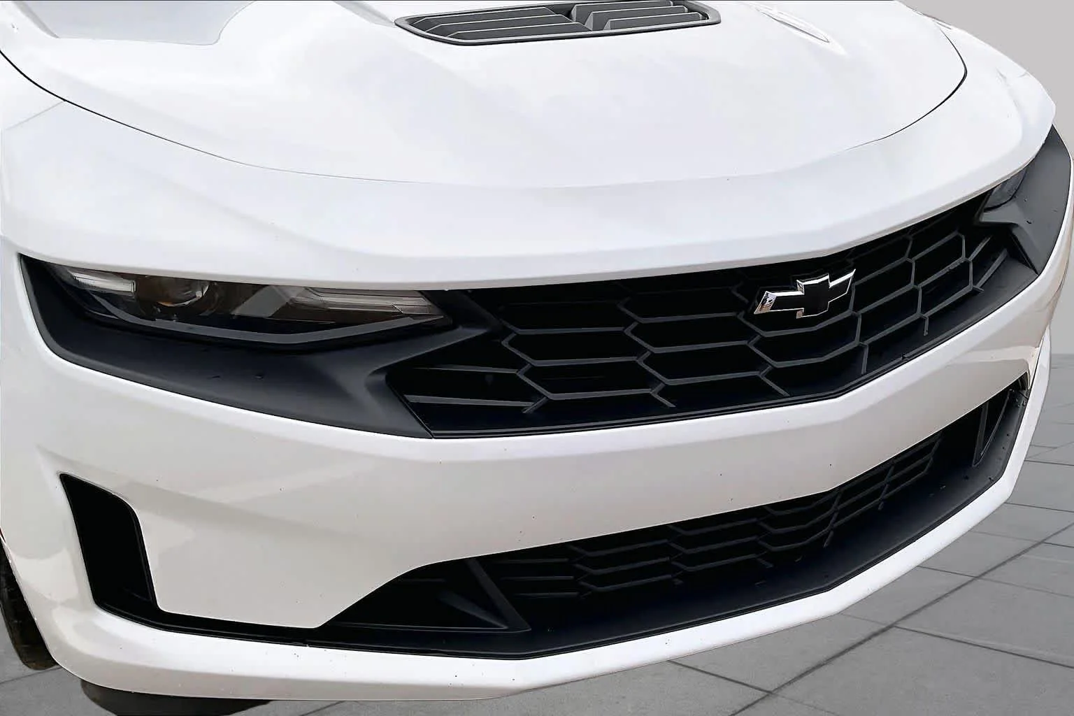 Used 2023 Summit White Chevrolet LT1 image 28