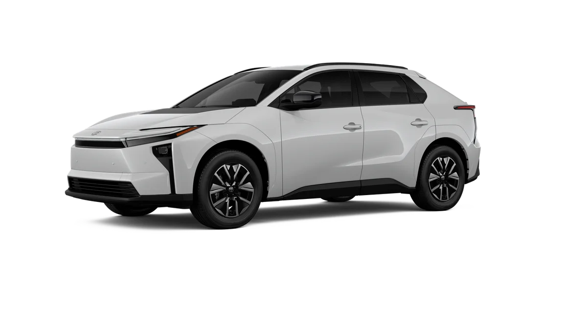New 2026 Wind Chill Pearl [Extra_Cost_Color] Toyota XLE image 2