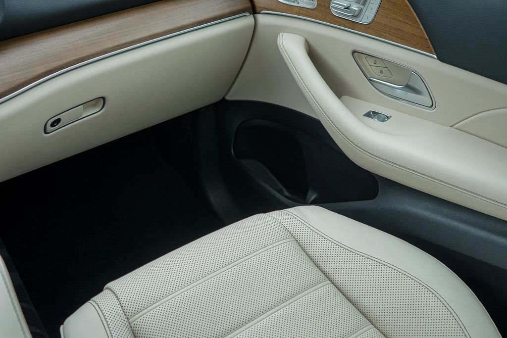 Used 2022 White Mercedes-Benz GLE 350 image 32