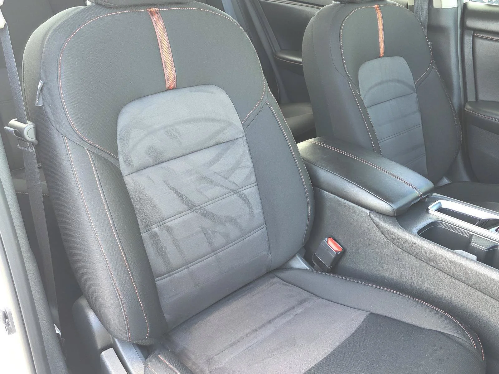 Used 2024 Aspen White Tricoat/Super Black Nissan SR image 16