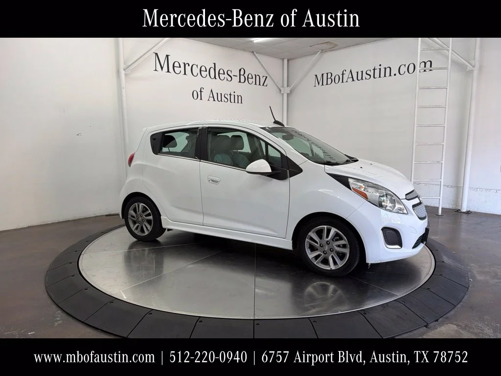 Used 2016 White Chevrolet 1LT image 1