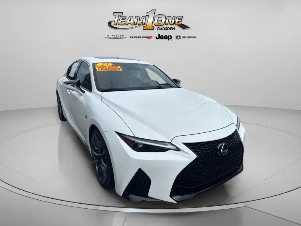 2023 Lexus IS