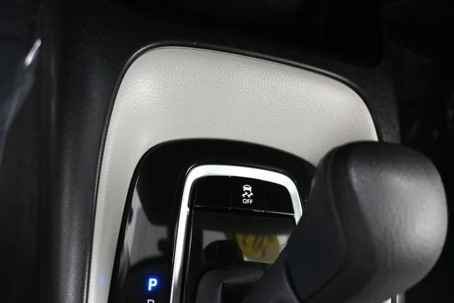 2022 Toyota Corolla LE - Photo 29