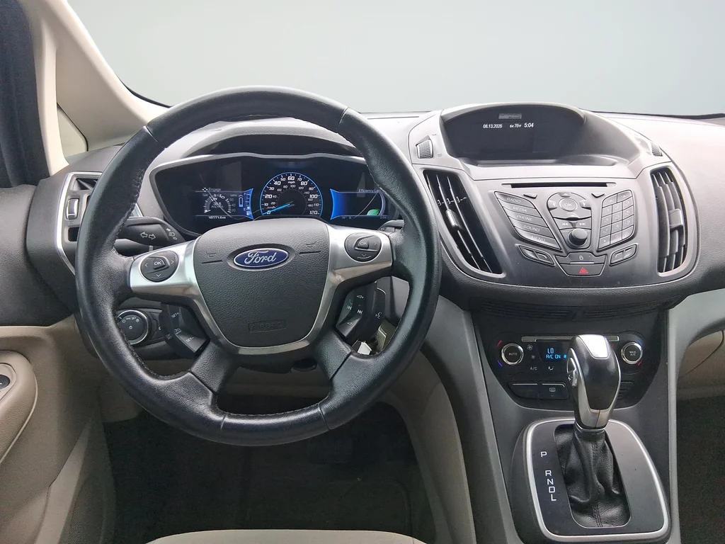 Used 2013 Silver Ford SE image 11