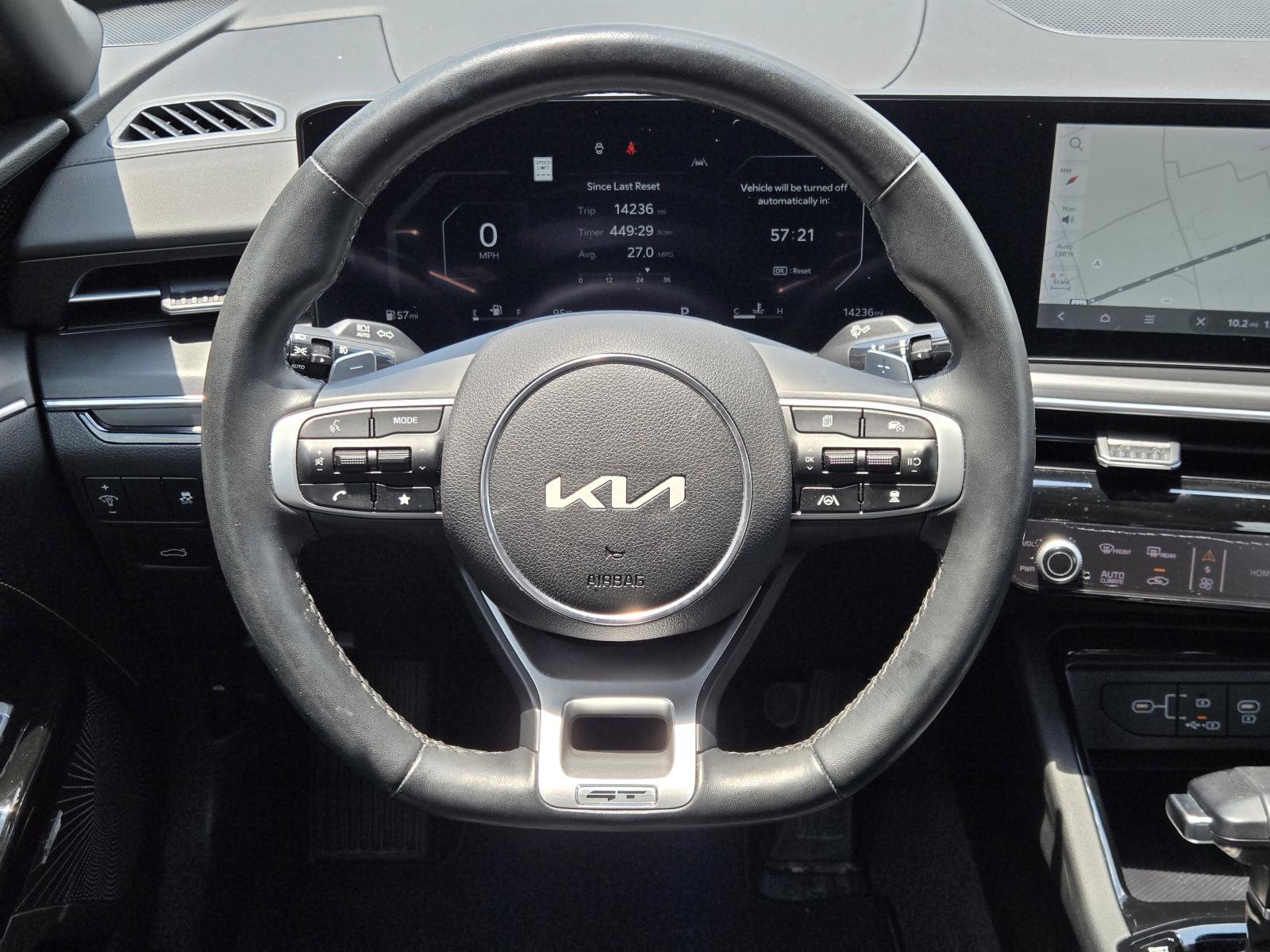 2025 Kia K5 GT - Photo 18