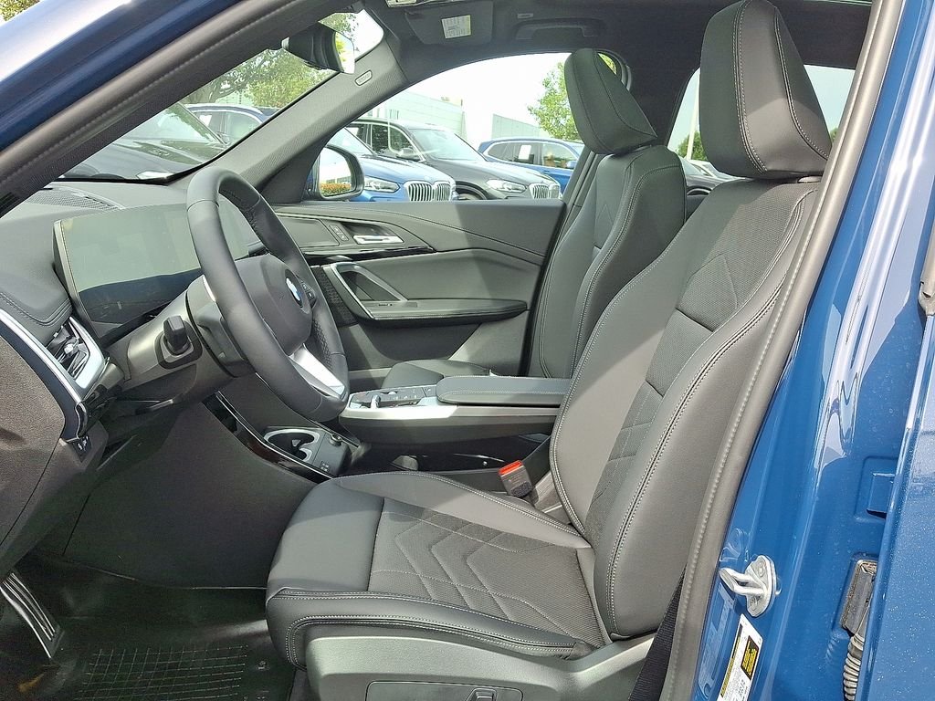 2026 BMW X1 28i - Photo 6