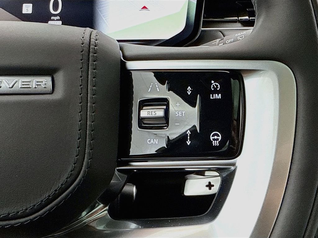 New 2026 Santorini Black Land Rover SE image 13