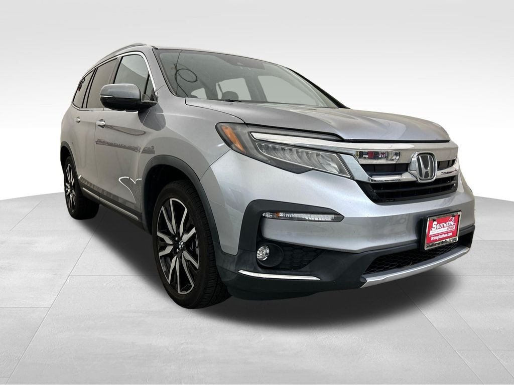 Used 2020 Silver Honda Touring image 7