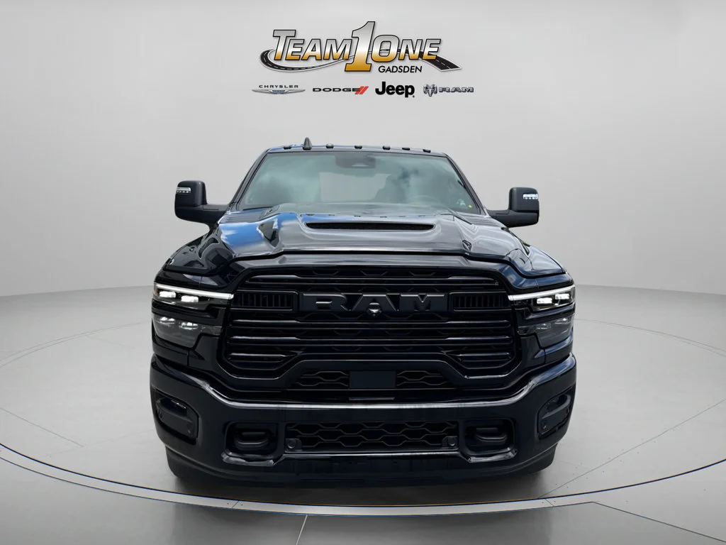 New 2026 Diamond Black Crystal Pearl-Coat Exterior Paint RAM Laramie image 2