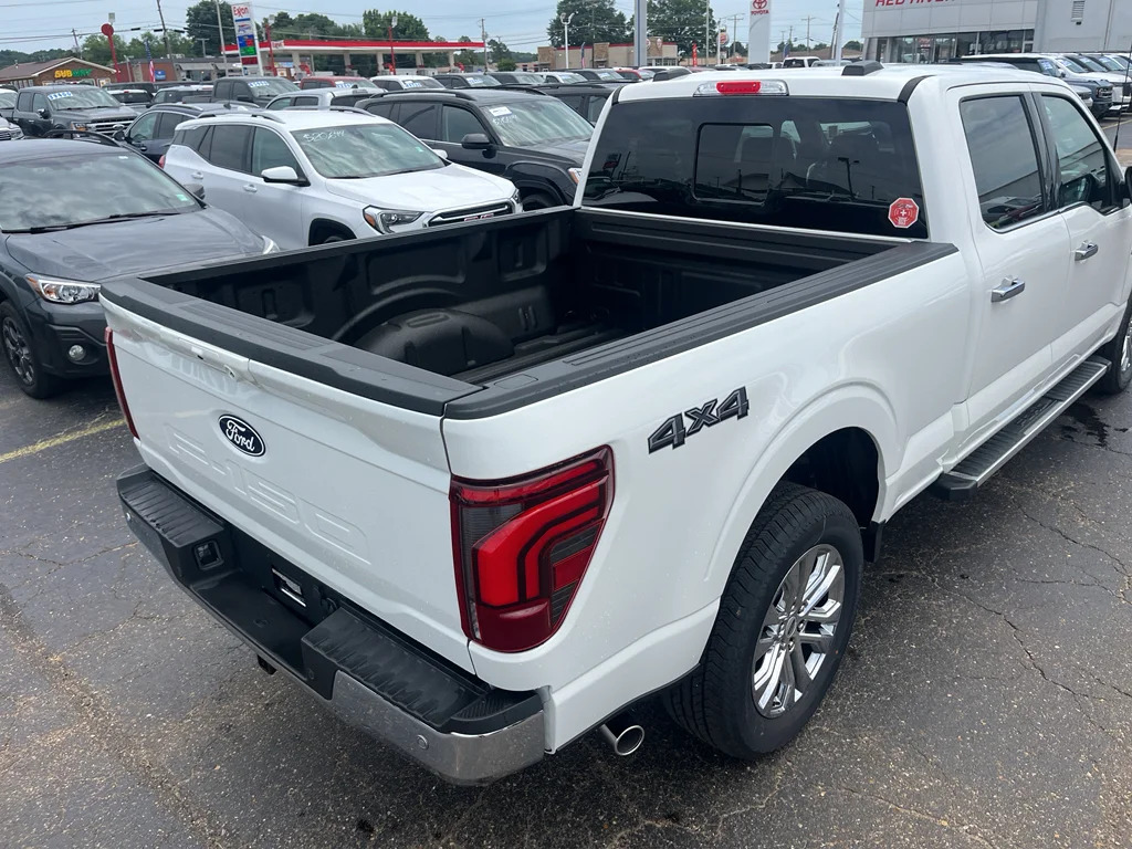 New 2026 Star White Metallic Tri-Coat Ford Lariat® image 13