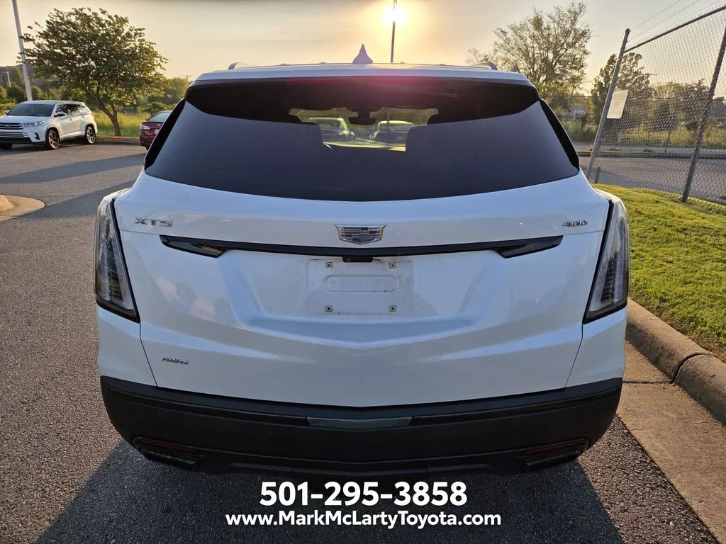 Used 2022 White Cadillac Sport image 5