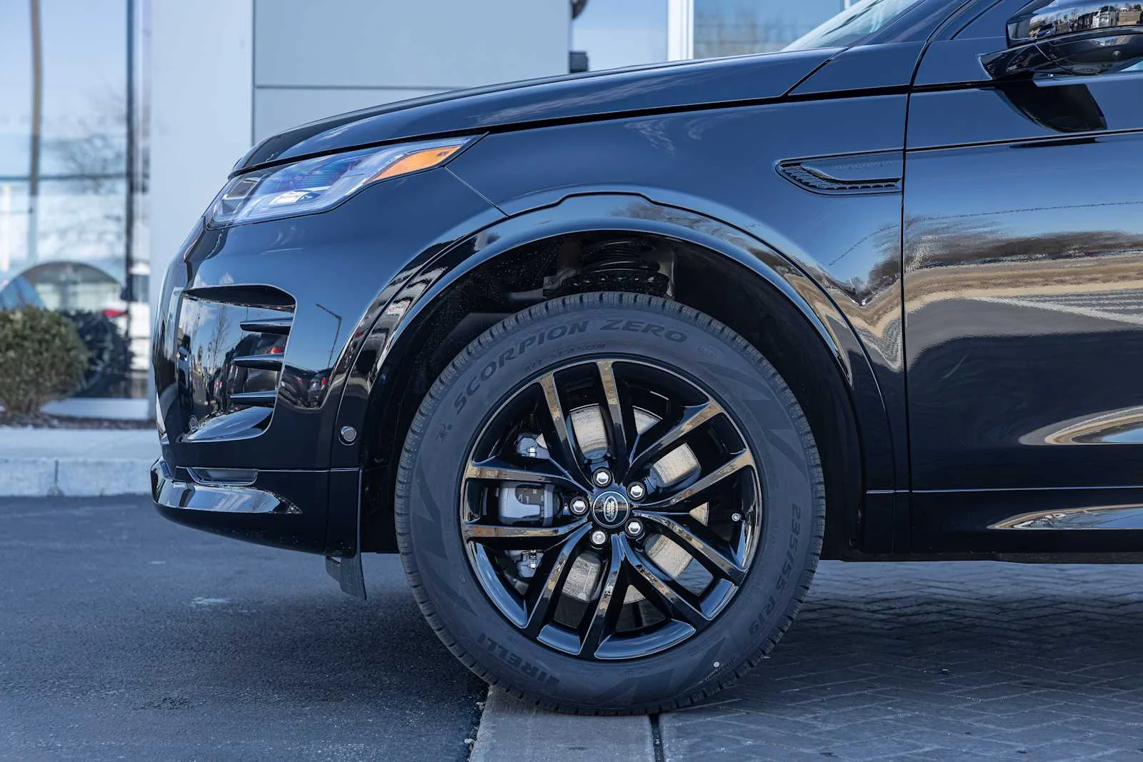 2026 Land Rover Discovery Sport Landmark - Photo 9