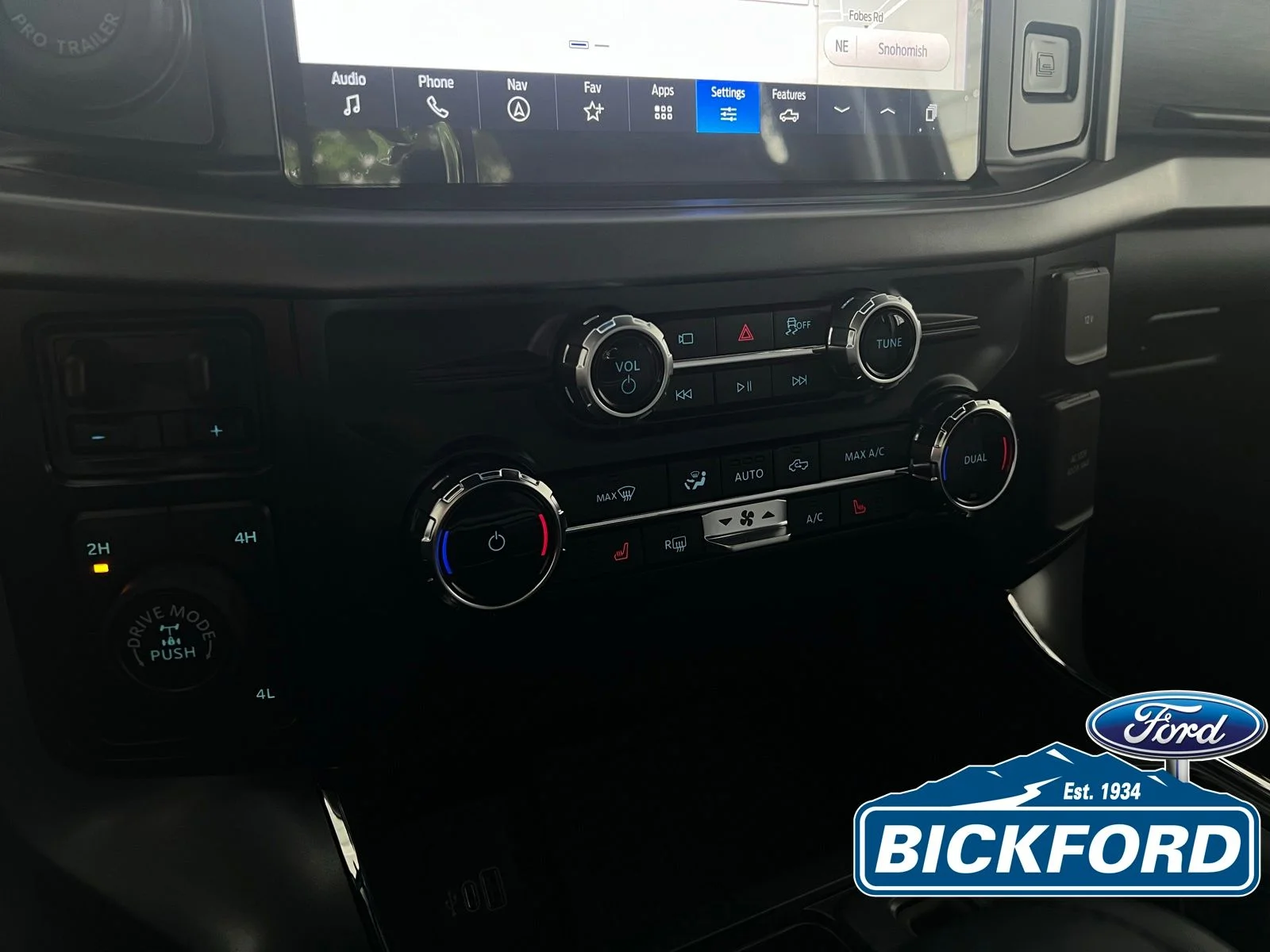 New 2026 Black Ford XLT image 14