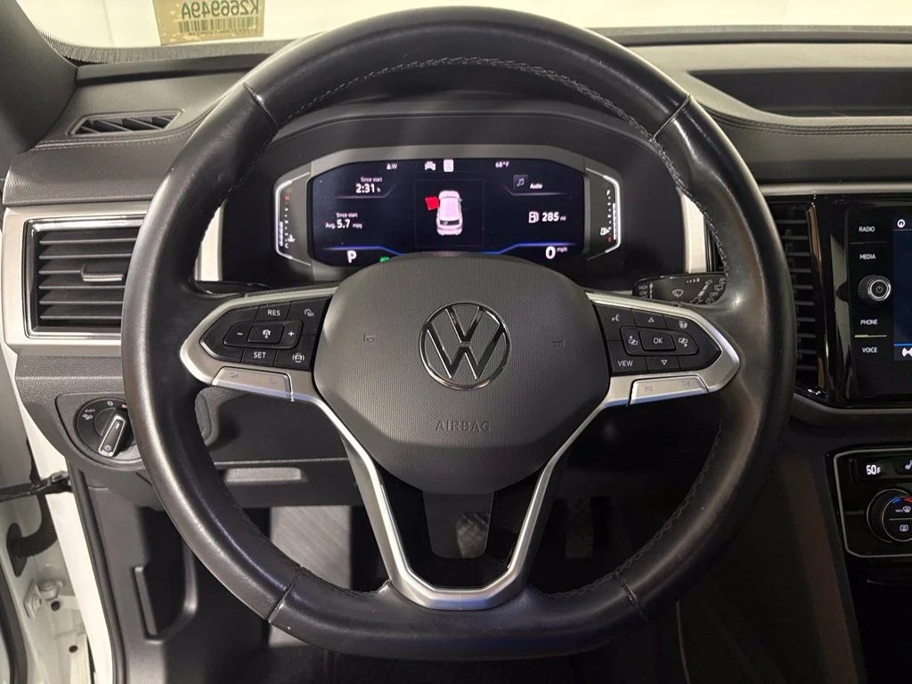 Used 2020 White Volkswagen 3.6L V6 SEL image 20