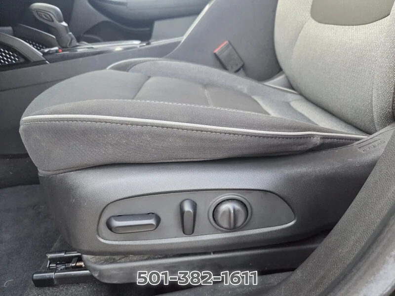 Used 2022 Black Metallic CHEVROLET FWD 4DR LT image 10