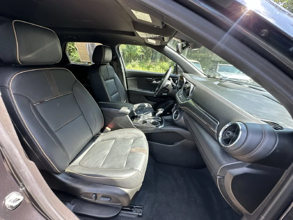 Used 2022 Gray Chevrolet Premier image 24