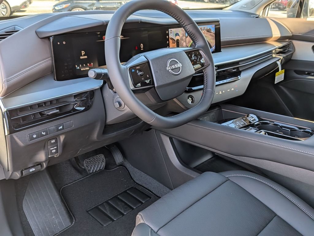 New 2026 White Nissan Platinum image 19