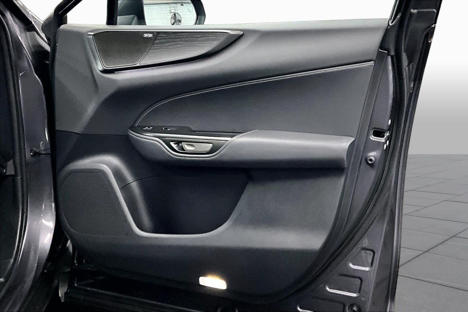 2026 Lexus NX Hybrid 350h - Photo 22