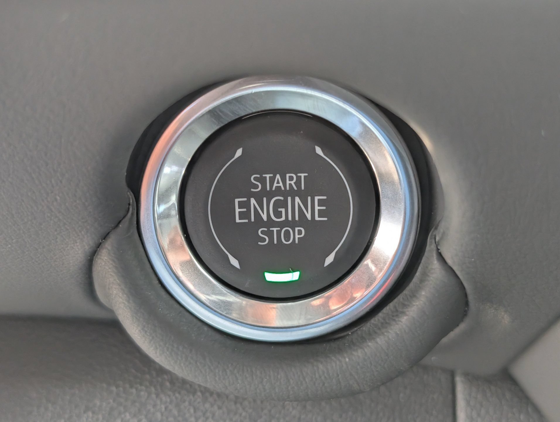 2026 Chevrolet Suburban Premier - Photo 21