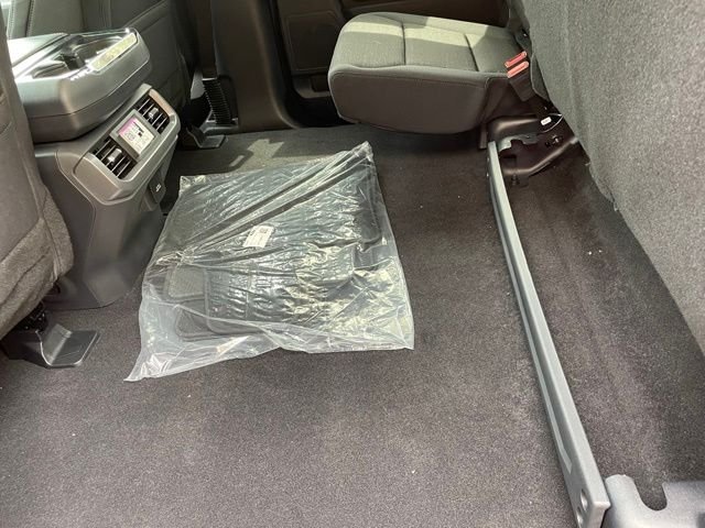 New 2026 Carbonized Gray Metallic Ford XLT image 58