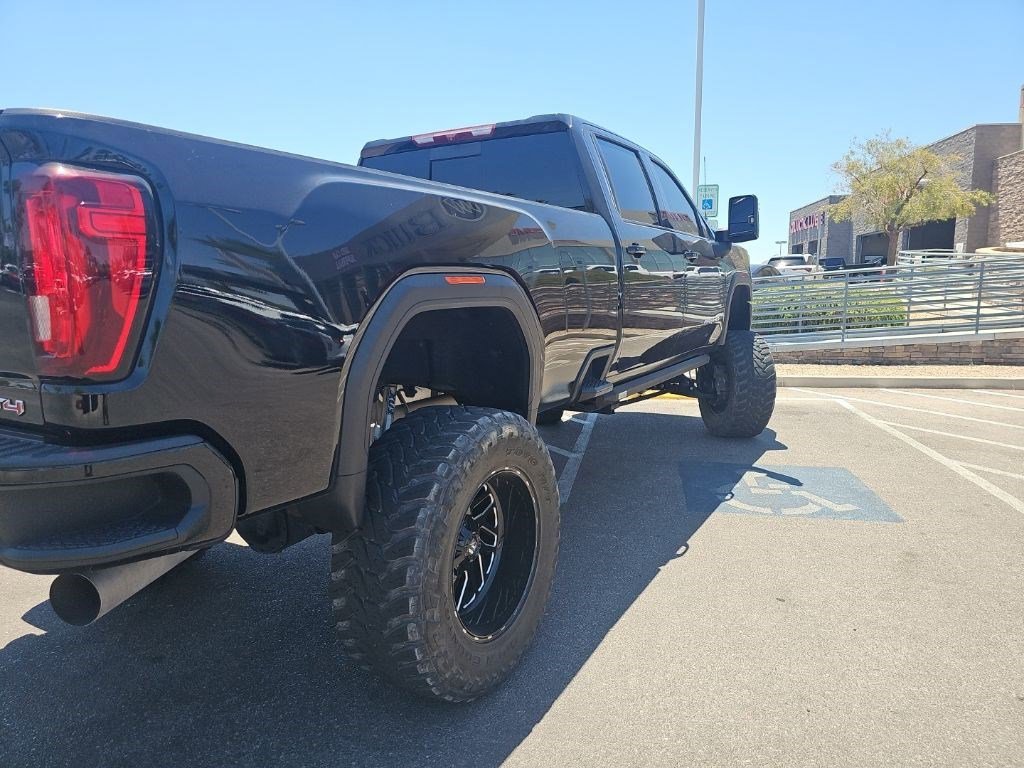 Used 2022 Onyx Black GMC AT4 image 31