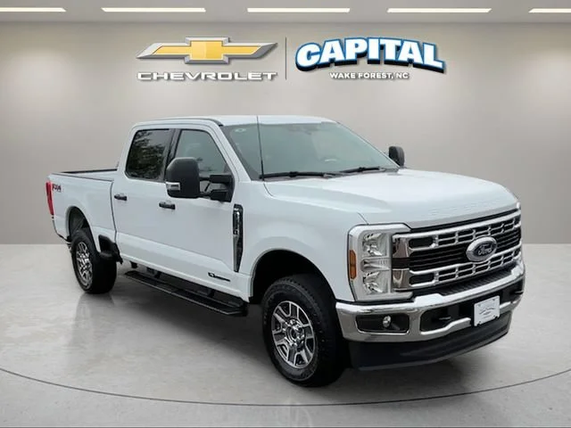 Used 2025 White Ford XLT image 8