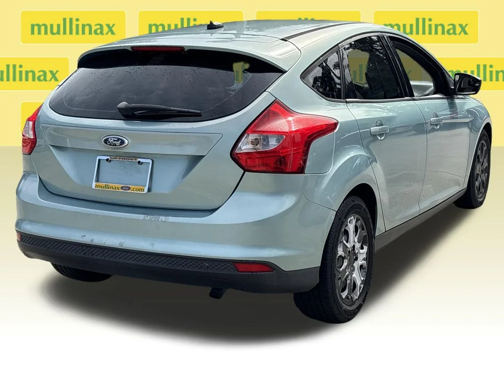 Used 2012 Green Ford SE image 4