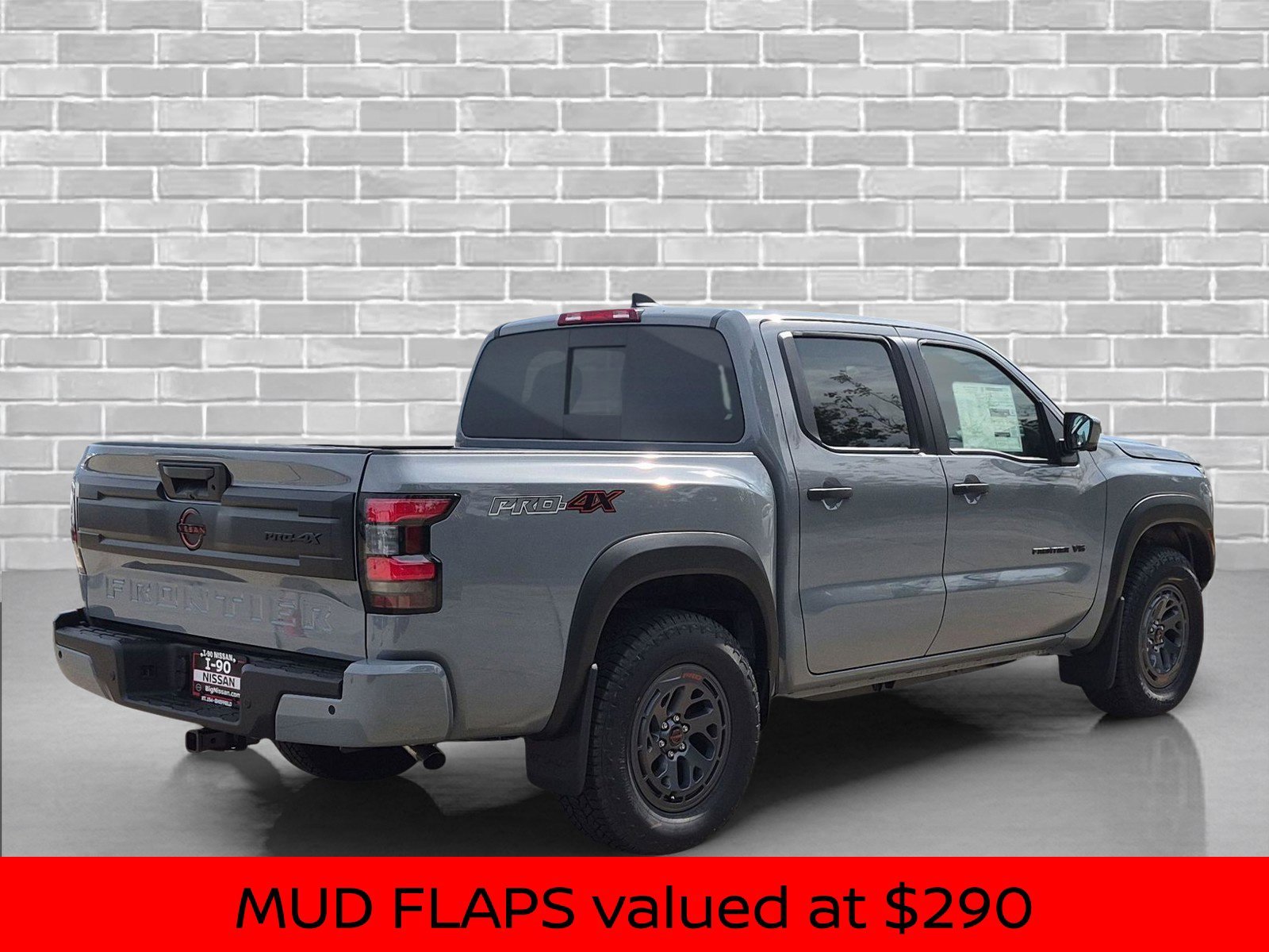 New 2027 Boulder Gray Pearl Nissan Crew Cab PRO-4X® image 7