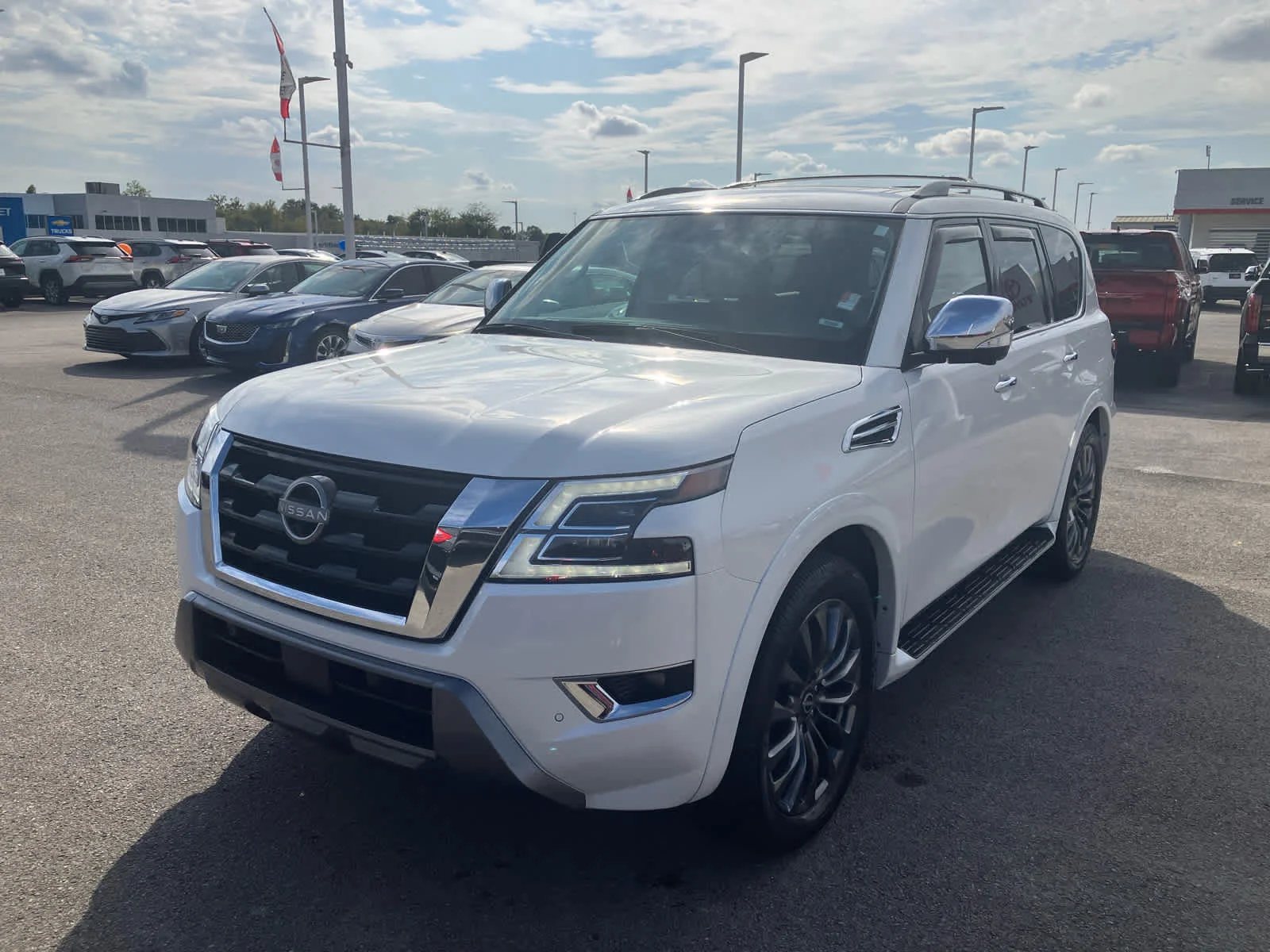 Used 2024 Aspen White Tricoat Nissan Platinum image 3
