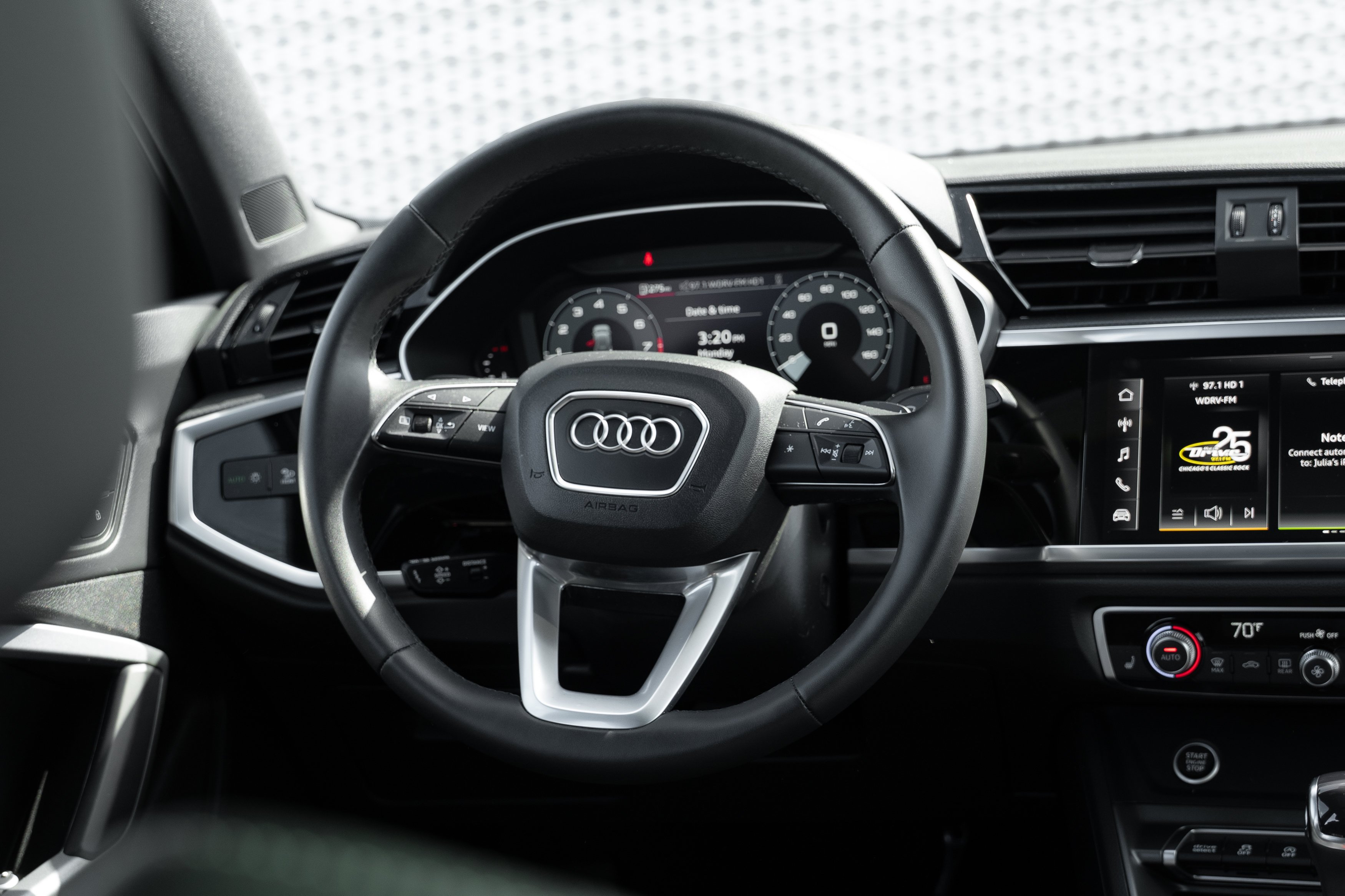 Certified Used 2025 Navarra Blue Metallic Audi S line Premium image 9