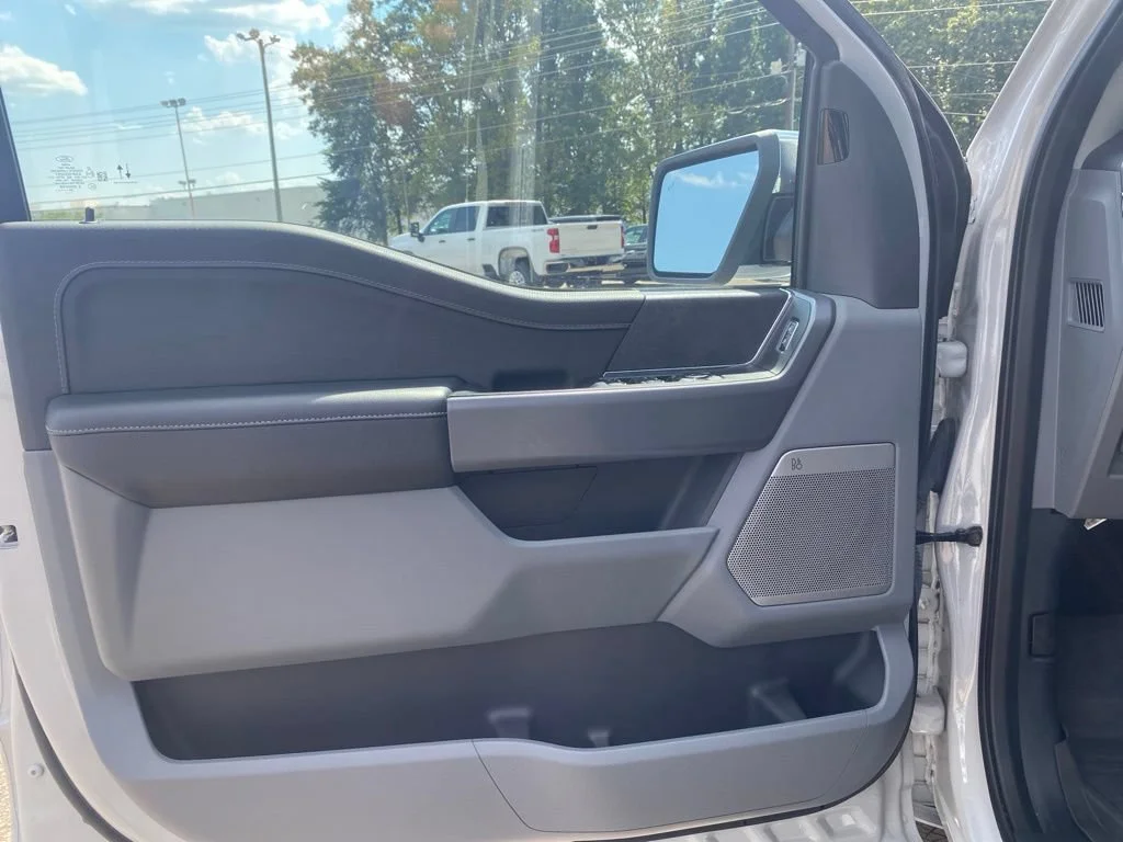 Used 2024  Ford XLT image 28
